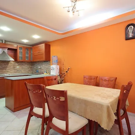 Elpida Guest house